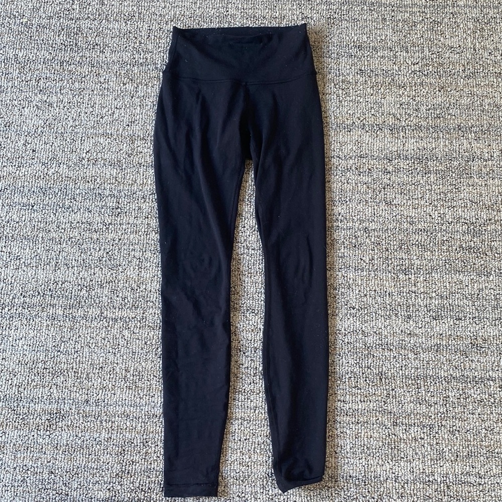 Lululemon black leggings